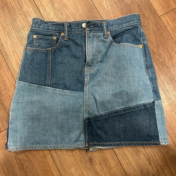 Levi's Dresses & Skirts - Levi's patchwork denim mini skirt size 27
